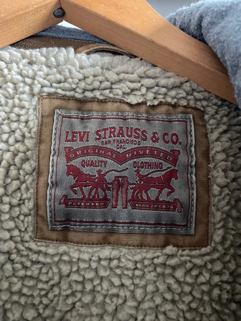 Levi's Men's Caramel Brown Hooded Field Jacket with Chest Pockets